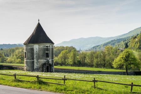 Hudičev turn, Alenka Peterlin